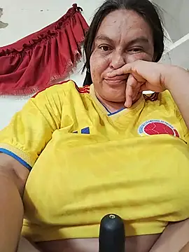 Horny-Mommy-Dirty webcam