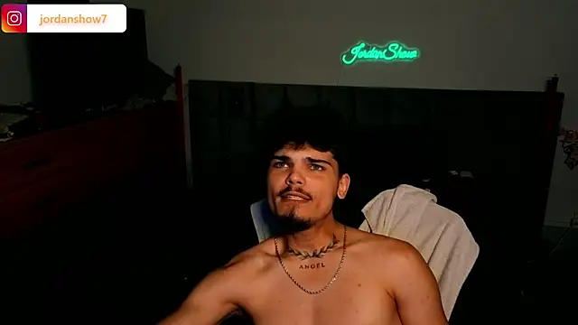 JordanShow webcam