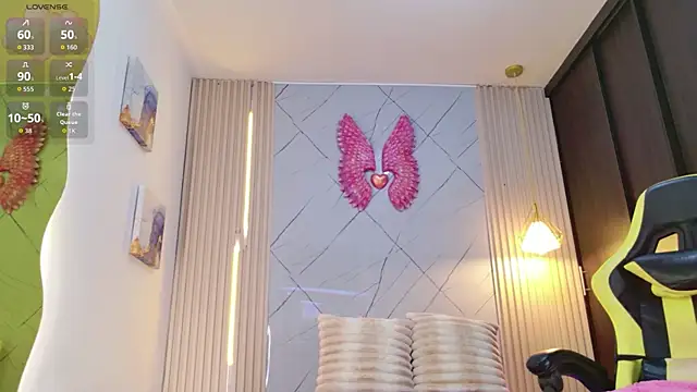 Sara_swift9 webcam