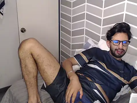 thomass1018 webcam