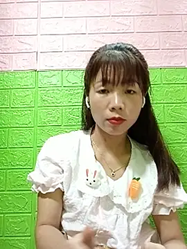AmyLinee01 webcam
