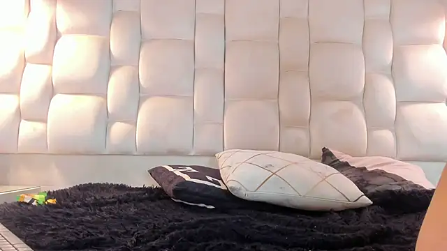 Ciielo_777 webcam