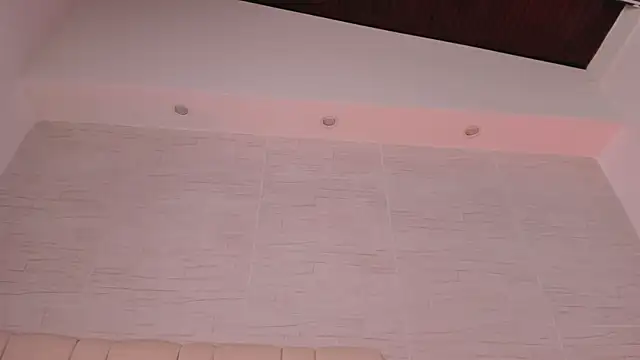 Mila_Hudson webcam