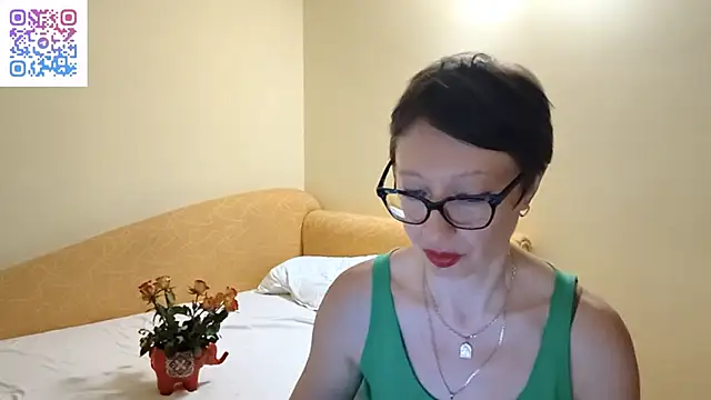 BellaRose_2020 webcam