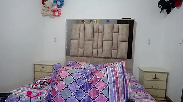 tiffany__pink webcam