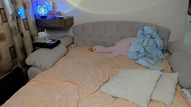 Vivian_Davis webcam