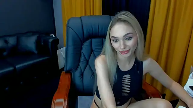 HaleySweet18 webcam