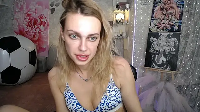 NickyAdamidi webcam