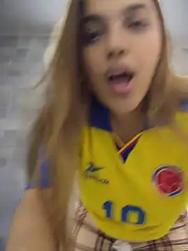 Colibri_xxx live cam on StripChat