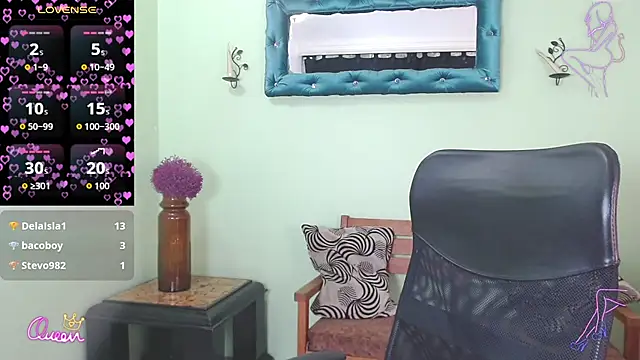 _Victoria_Jones_ live cam on StripChat