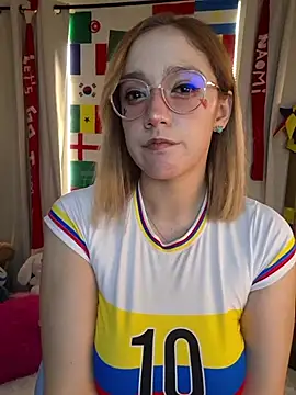 NaomiShimizu webcam