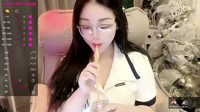 Monica-666888- webcam