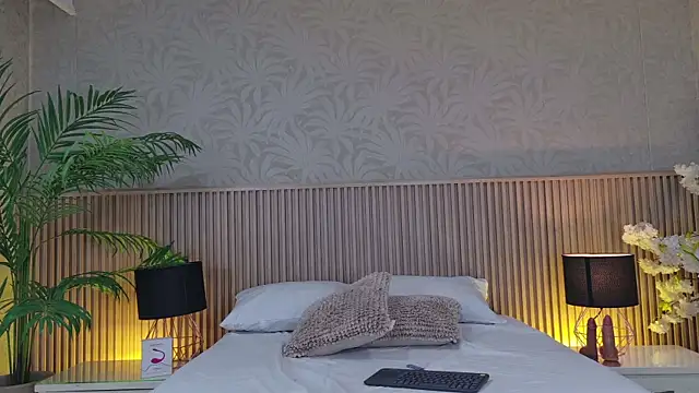Carrie_GB webcam