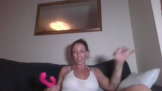 LouiseLovell webcam