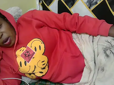 lilmomaa webcam