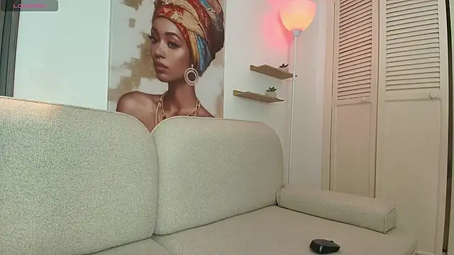 LittleCherryy webcam