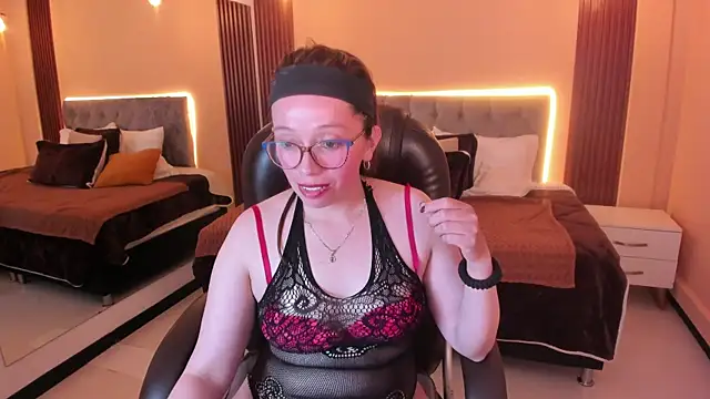 Victoria__blake_ webcam