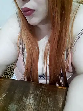 Madam_bezzzoul webcam