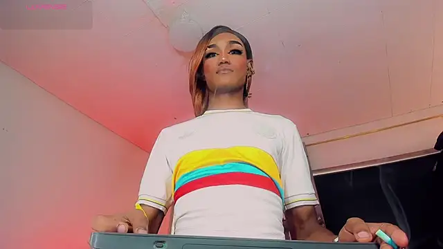 Kendall_hornyy webcam