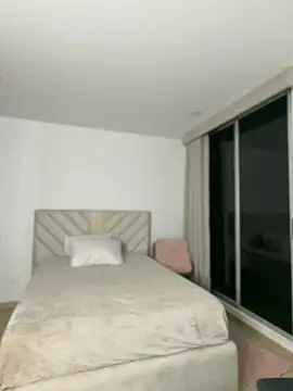 GeorginaJones webcam