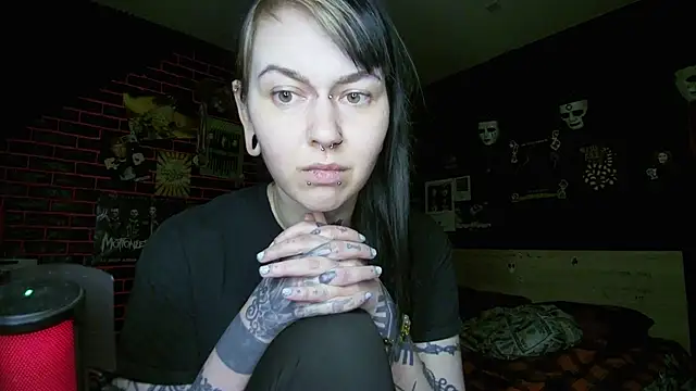 MessalinaOfficial webcam