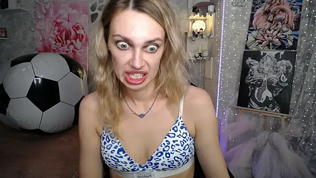 NickyAdamidi webcam