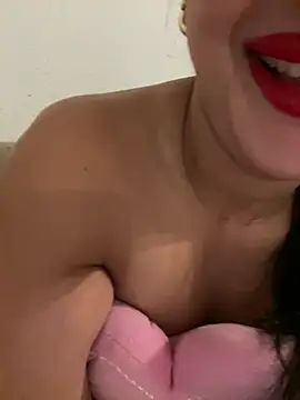 Milana_UK webcam