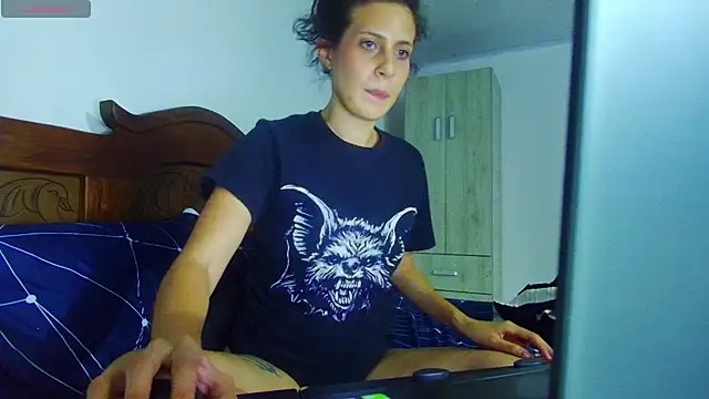 bellatrix25 webcam