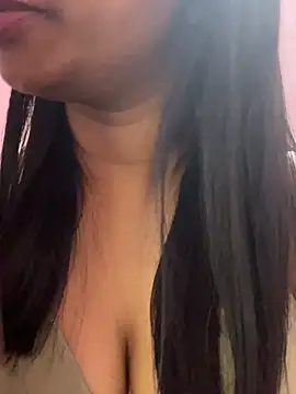Tamil_Maaya webcam