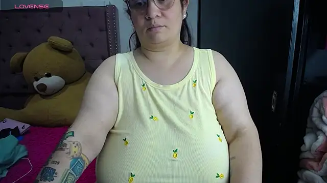 kattybbwbigboobs_ webcam
