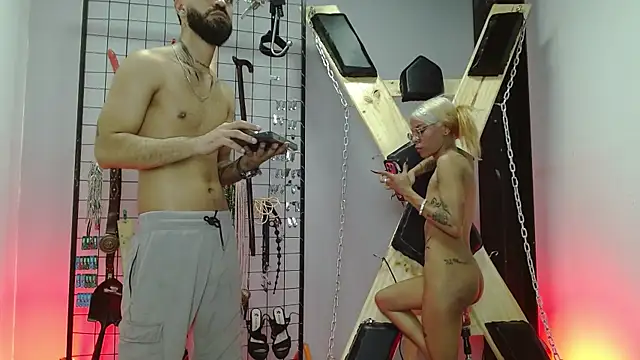 Hardcore_Room_Bdsm_ webcam