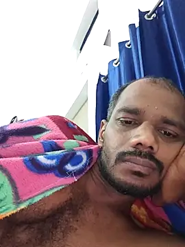 Daddyishere_19 webcam