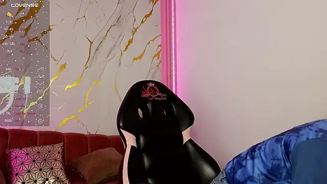 amy_ker_m webcam
