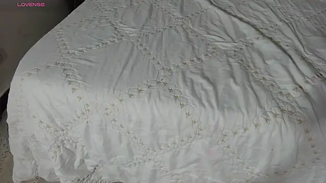 LizzyBrooks1 webcam