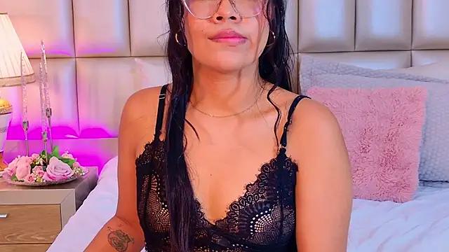 AliceLavenders webcam