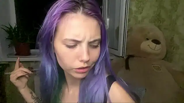 Helen18glo webcam