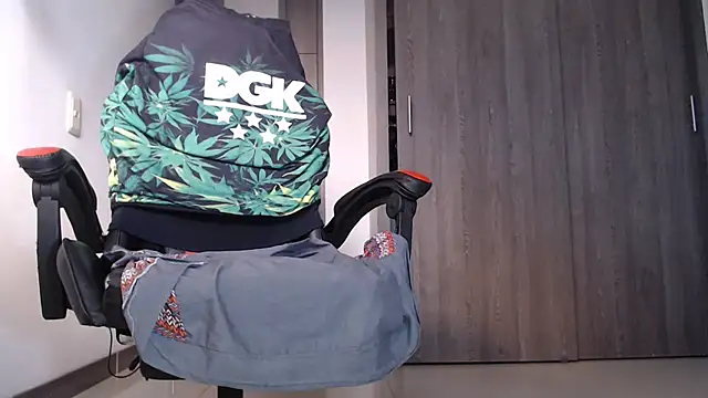 ErosFindomKing webcam