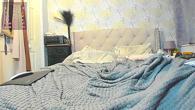 CaramelSafiyaXO webcam