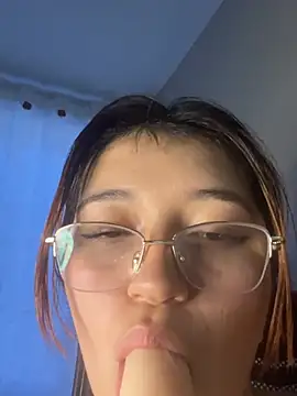 Karina_Leon webcam