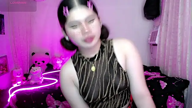 Brittany_143 webcam