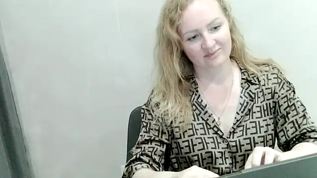 Zaliraa webcam