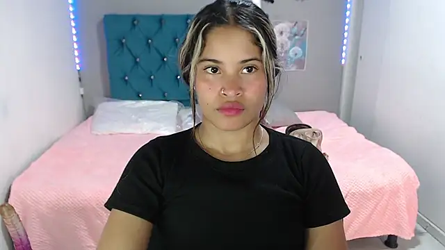 mia_sexgirl webcam