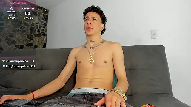 Maxxx_bigcockx webcam
