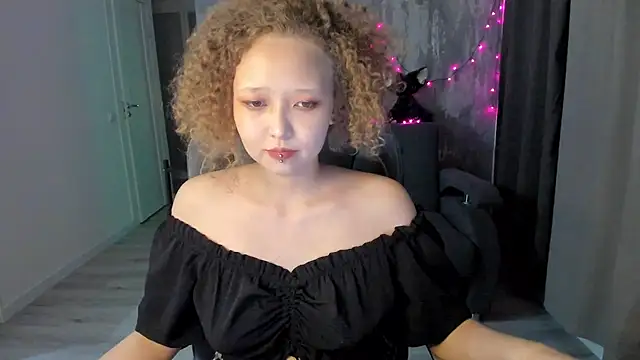Senya_Sol webcam