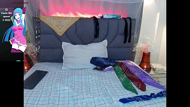 Inari_Joness webcam