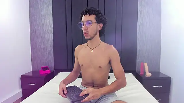 LEO_SANZ66 webcam