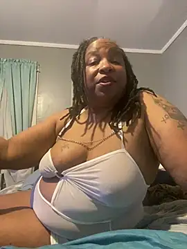 Black_Pearl70 webcam