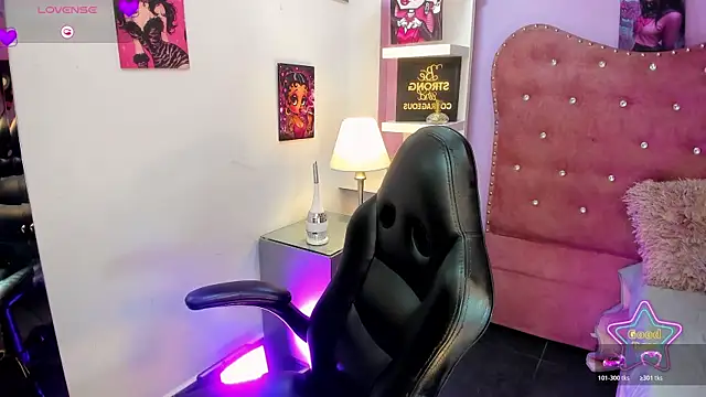 CARLY-FOX webcam