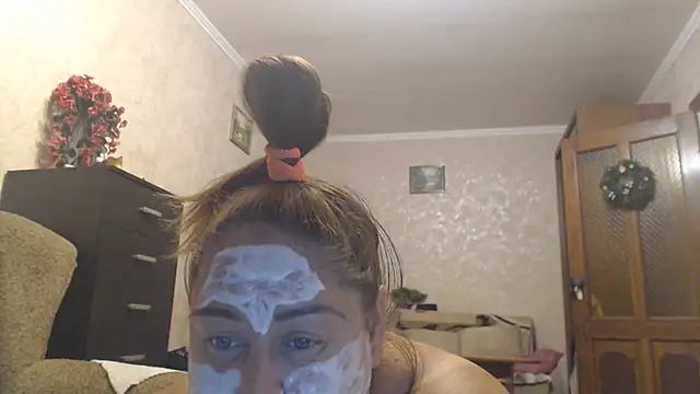 Amy_August webcam