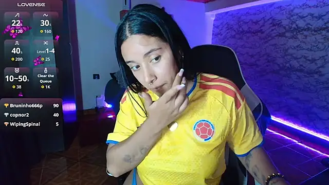 Camila_IRoose webcam